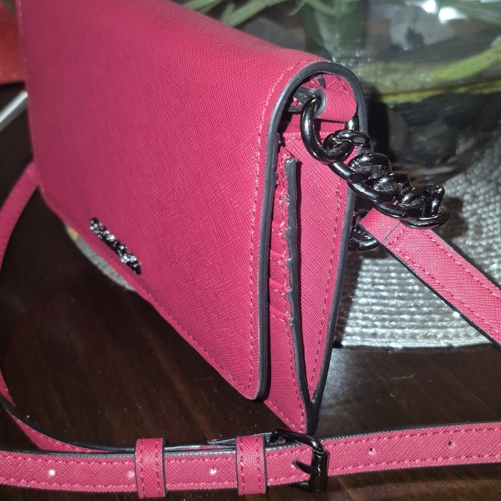 Calvin Klein Cranberry Crossbody Chain Wallet Bag - Picture 9 of 10